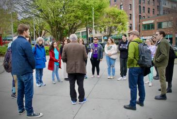 Author Frank Abe speaks to Humanities 103 students in Seattle's International District
