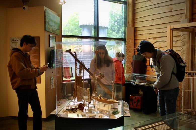 Humanities 103 students visit the Duwamish Longhouse and Museum