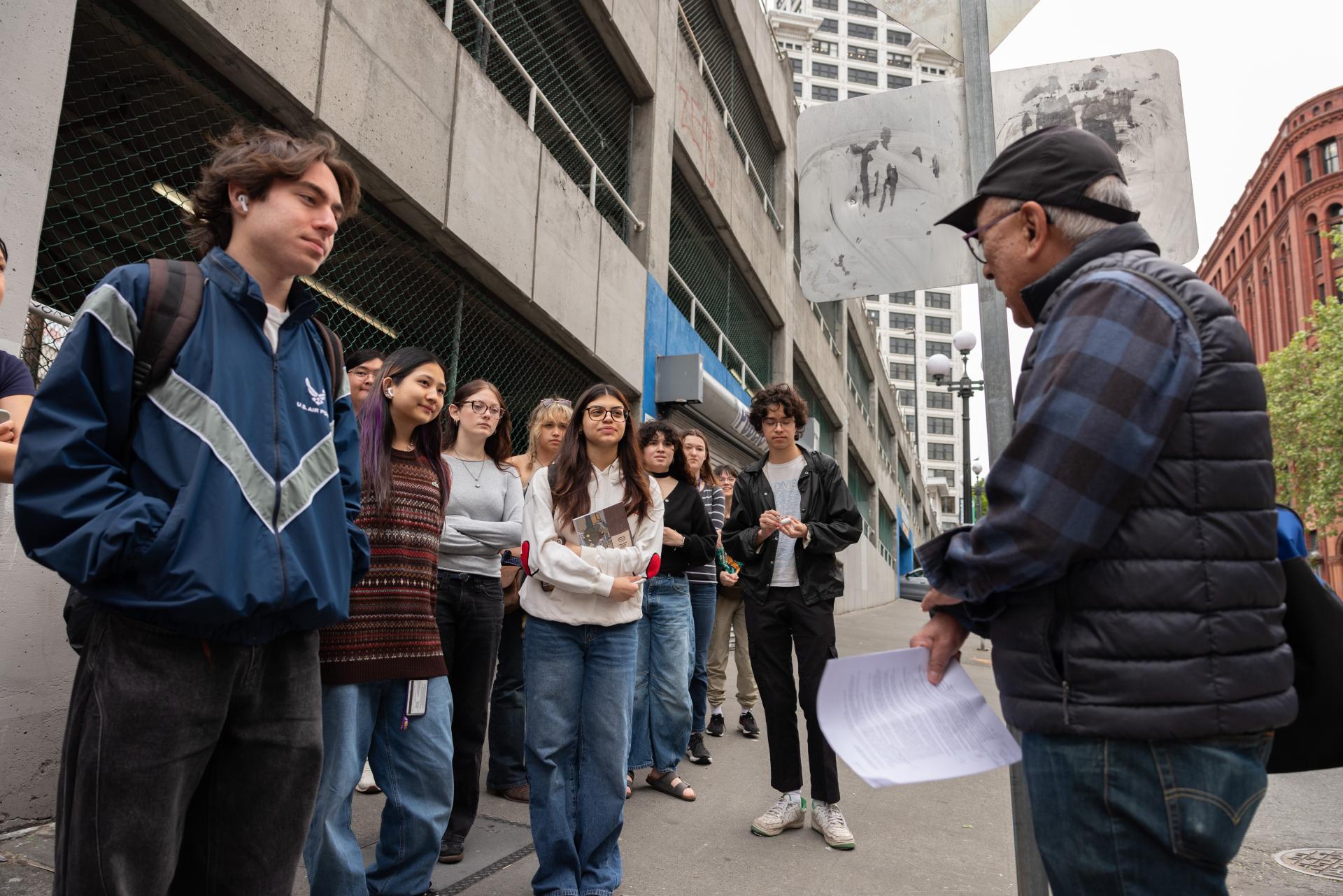 Frank Abe and Humanities 103 students at the Merchant Hotel